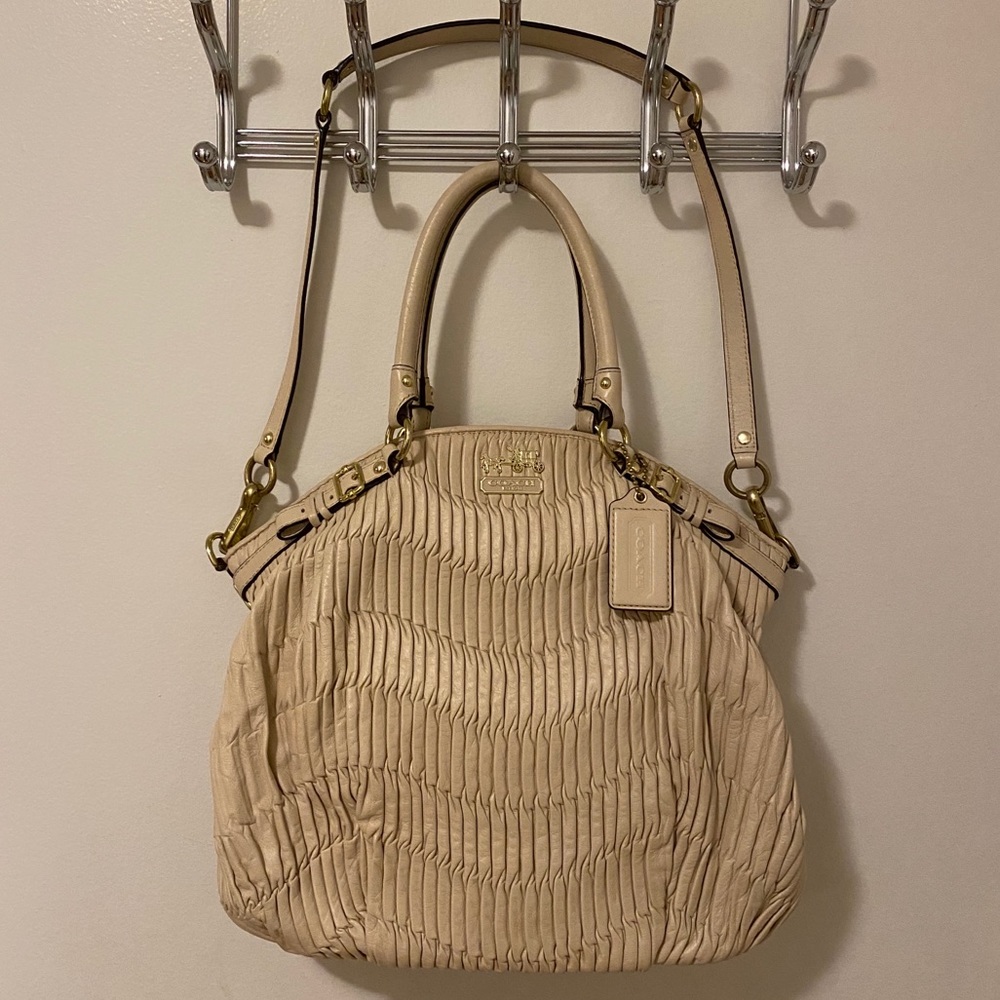 Coach Madison Lindsey Satchel
